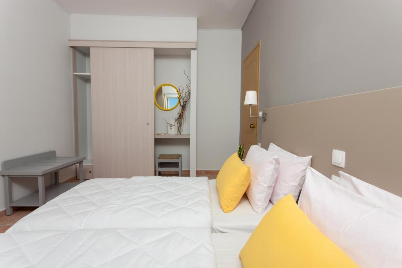 Cavo D' Oro & Hotel 4*