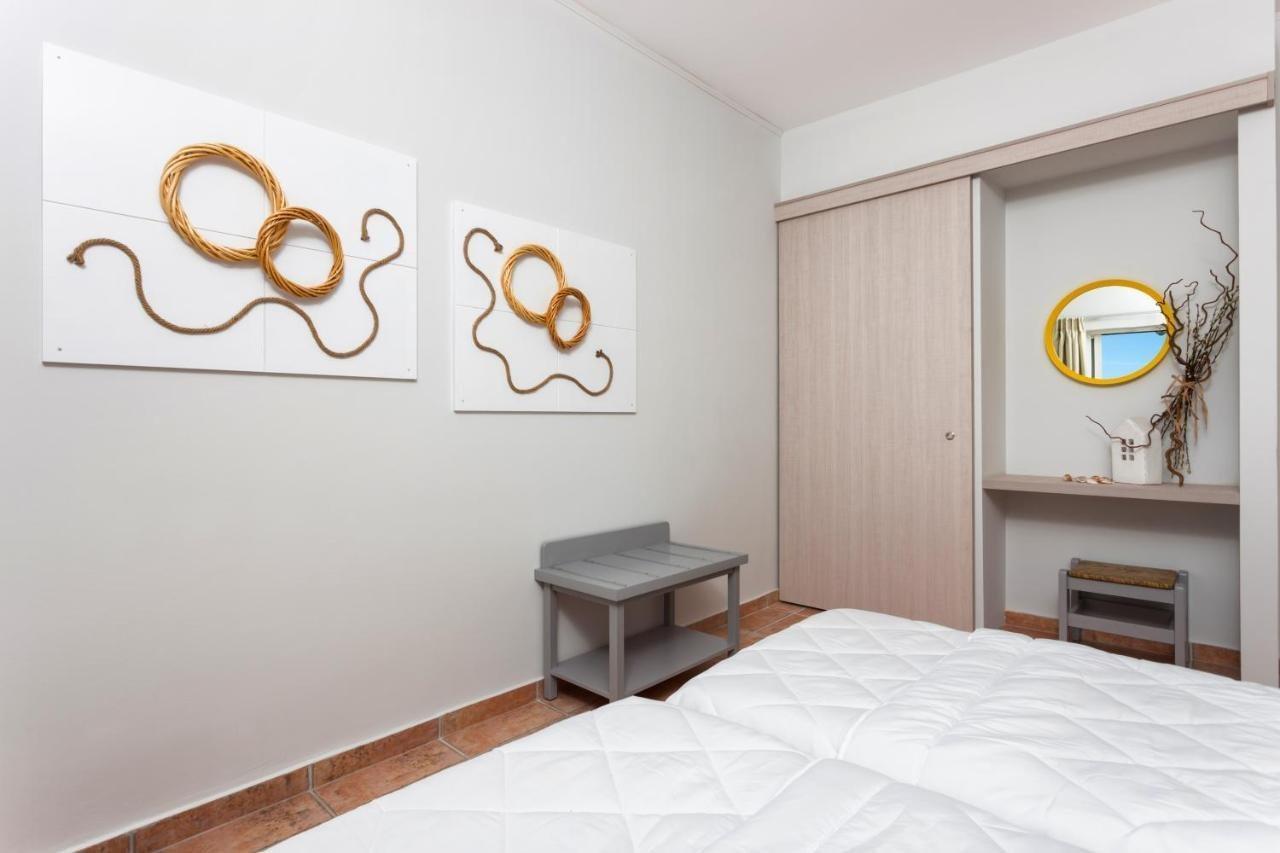 Cavo D' Oro & Hotel