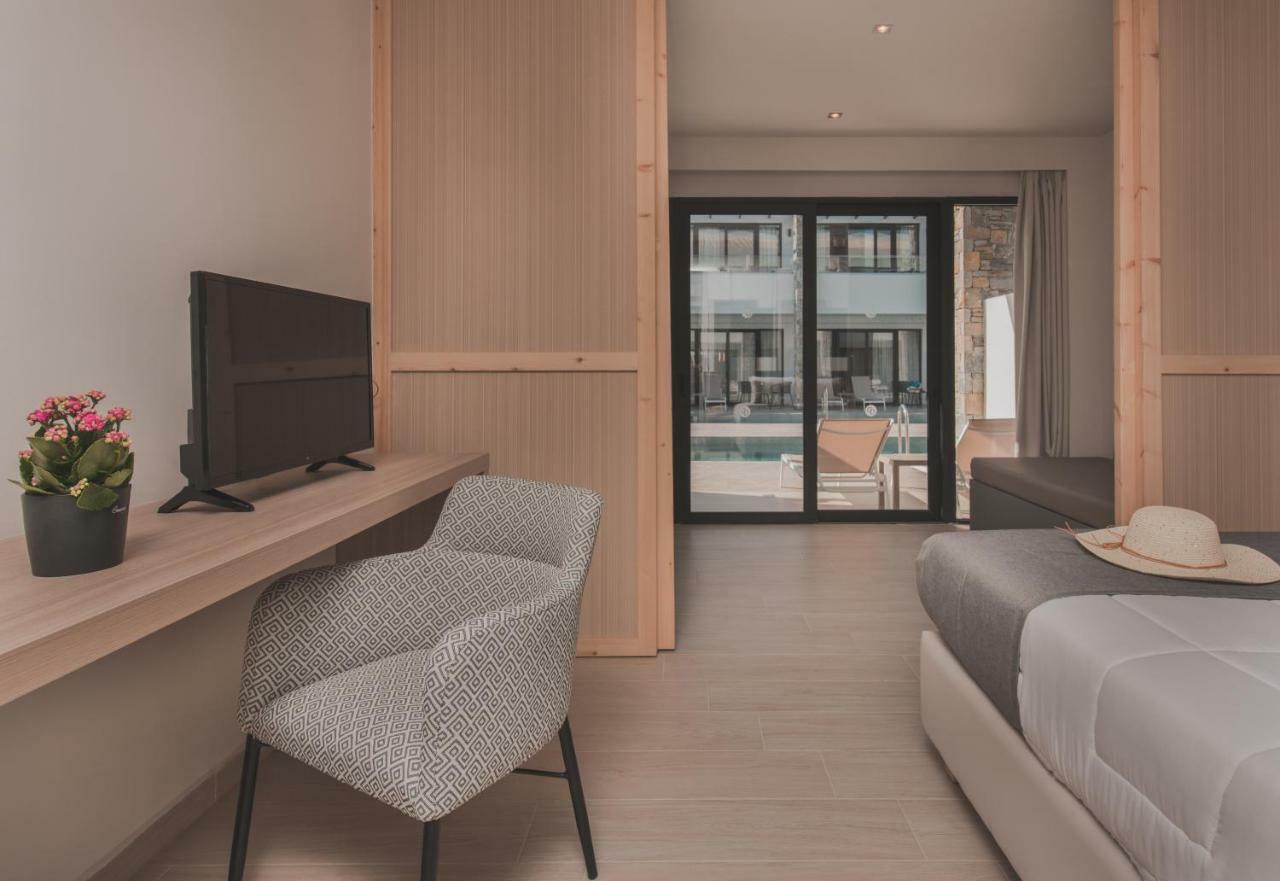 Hotel Cavo D' Oro &